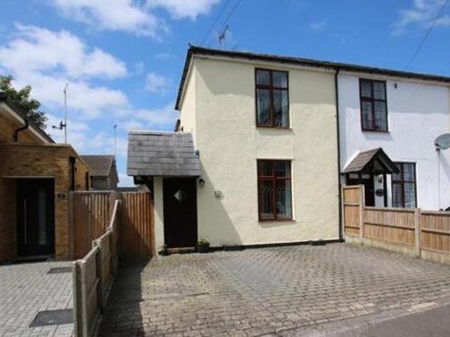 House for sale in Pachesham Park, Surrey