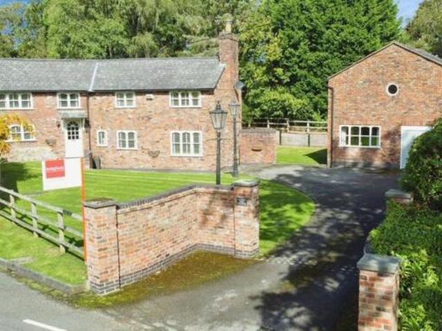 House for sale in Lyons, Greater London
