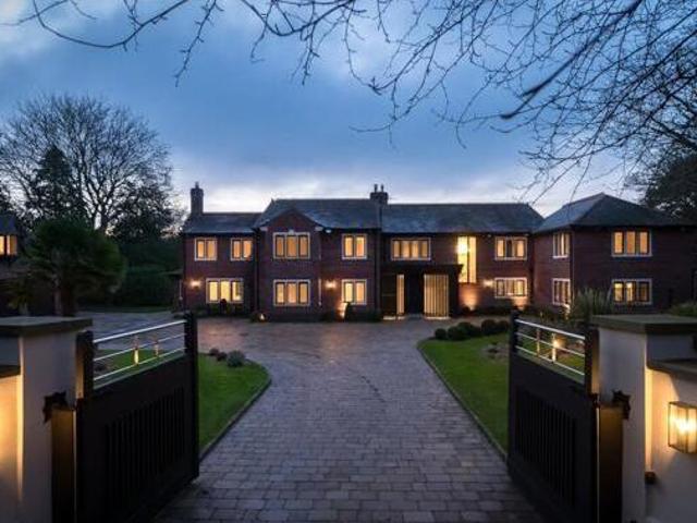 House for sale in Lyons, Greater London