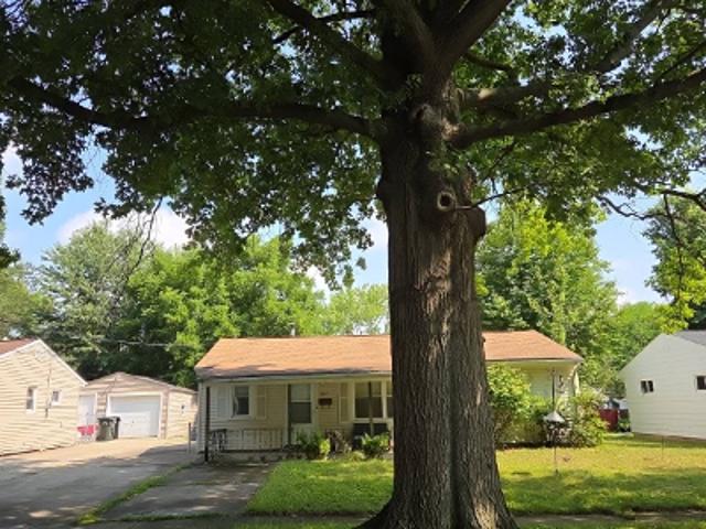 House for sale in Elyria, Ohio