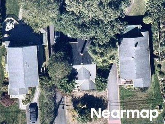 House for sale in Bohemia, New York