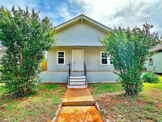 House for sale in Sweetwater