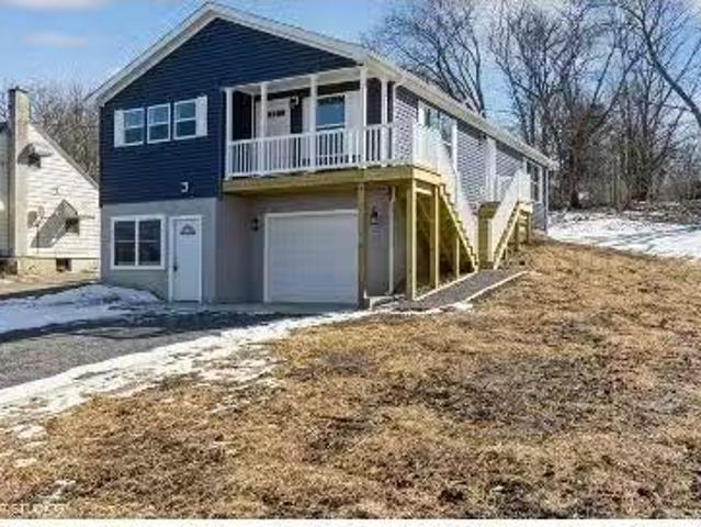 House for sale in Sharon