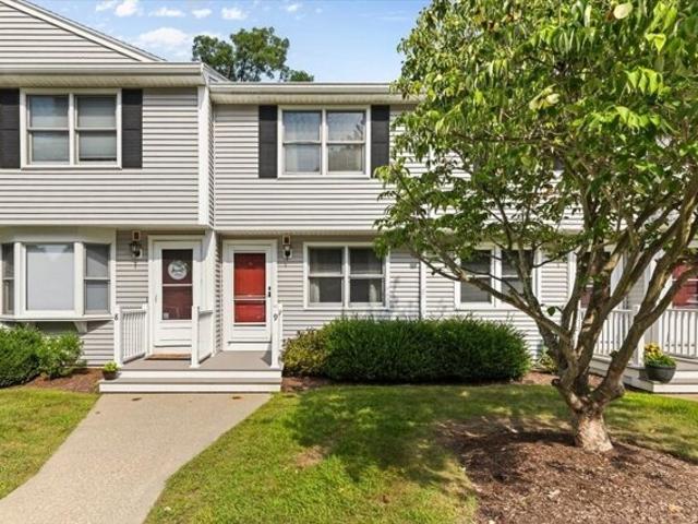 Condo for sale in Bristol, Massachusetts