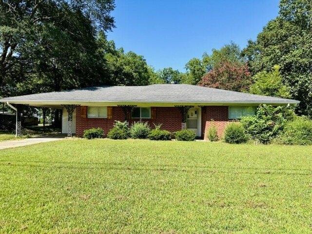 House for sale in Coffeeville