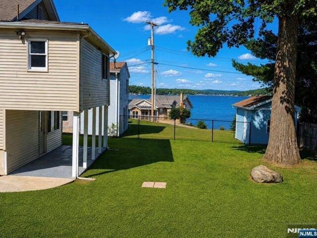 House for sale in Landing, New Jersey