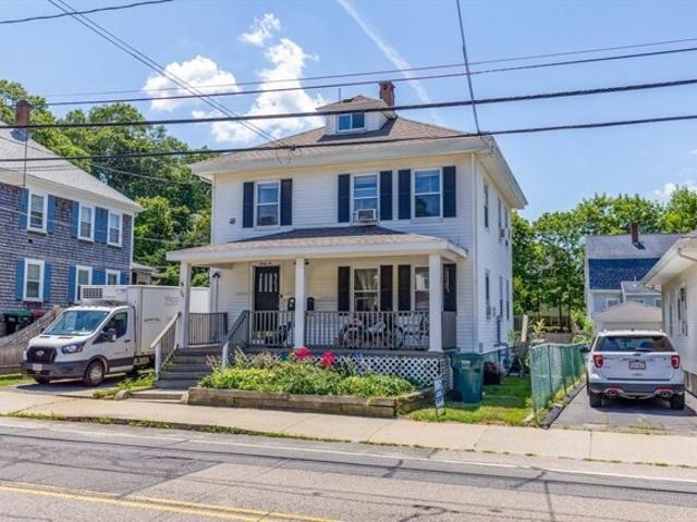 House for sale in Manomet, Massachusetts