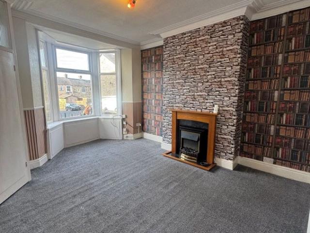 House for rent in Winewall, Higherford