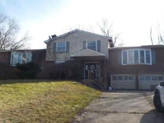 House for sale in Manor