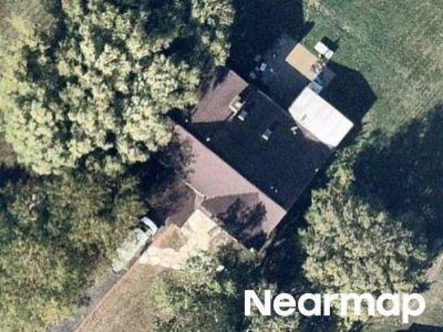 House for sale in Mchenry, Illinois