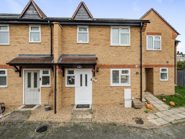 House for rent in Pooley Green, Row Town