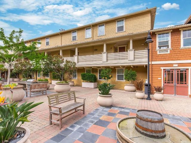Apartment for rent in Emeryville, California