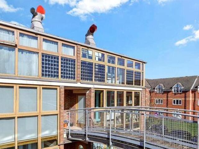 House for sale in Surrey