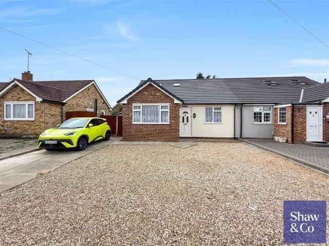House for rent in London Borough of Hounslow, Greater London
