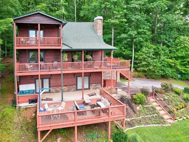 House for sale in Blue Ridge