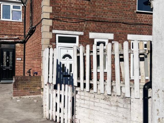 Apartment for rent in Northwood, Greater London