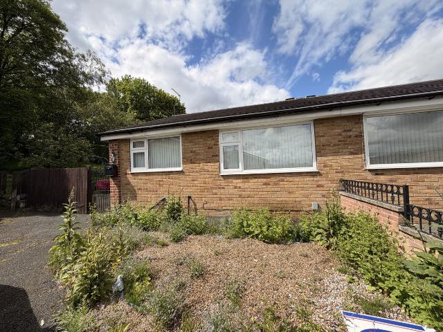 House for rent in Greengates, West Yorkshire