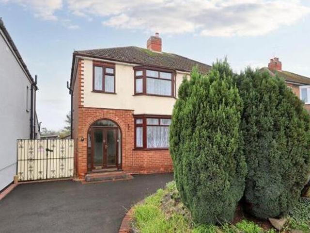 House for sale in Camp Hill, Warwickshire