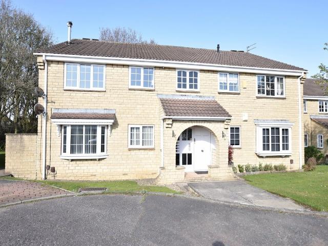 Apartment for rent in Wigton Moor, Roundhay