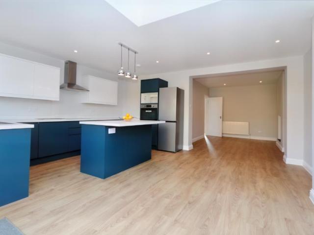 House for rent in Old Malden, Greater London