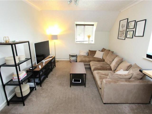 House for rent in Fair Oak and Horton Heath, Helford