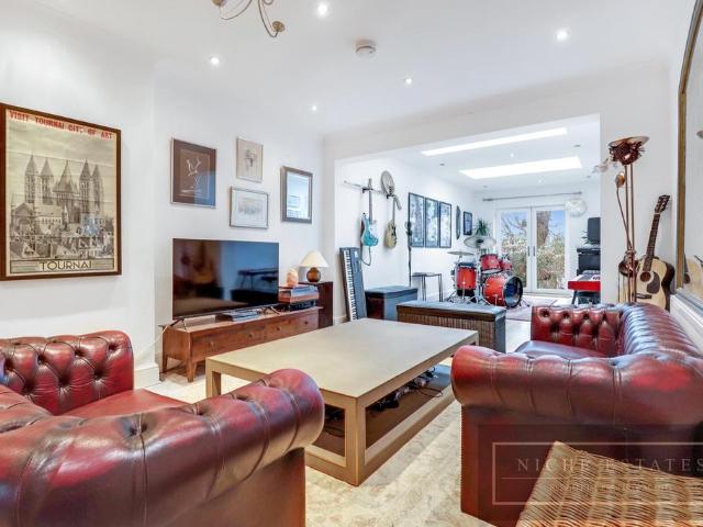 House for rent in West Finchley, Greater London