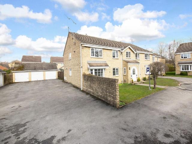 Apartment for rent in Roundhay, West Yorkshire