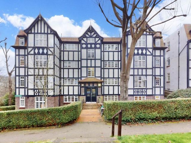 Apartment for rent in Highgate, Greater London