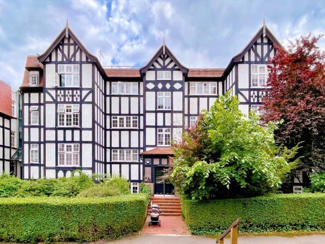 Apartment for rent in Highgate, Greater London