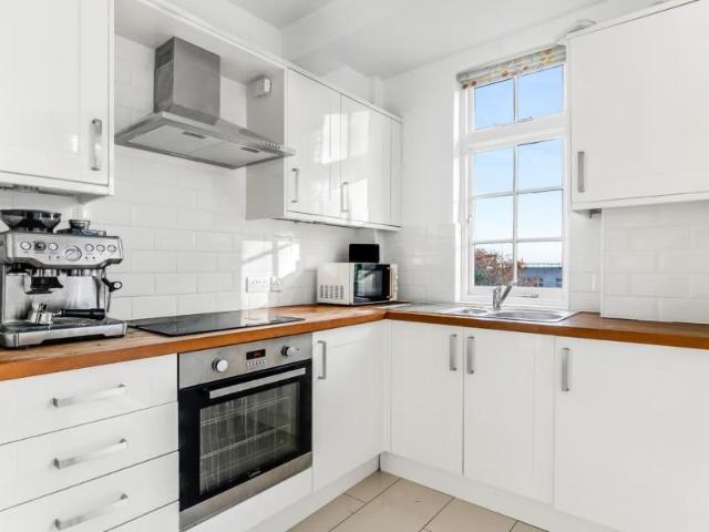 Apartment for rent in Highgate, Isle Of Man