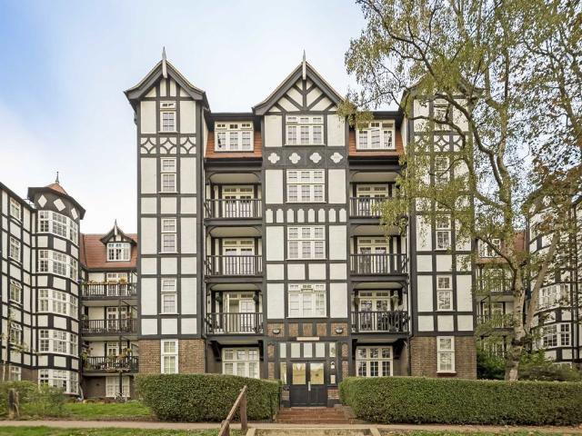 Apartment for rent in Highgate, Greater London