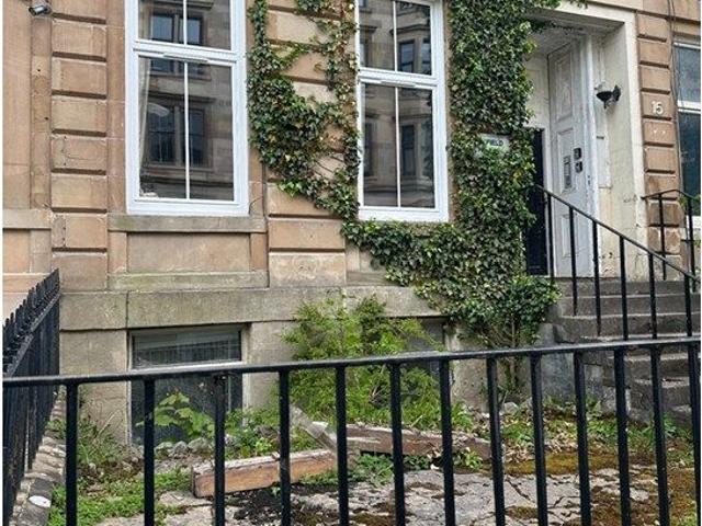 Studio for rent in Hillhead, Scotland