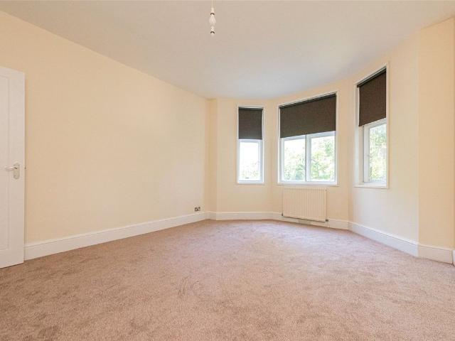 Apartment for rent in Stroud Green, Greater London