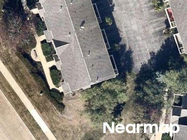 Condo for sale in Aurora, Illinois