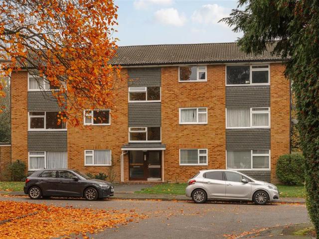 Apartment for rent in Red Hill, Surrey