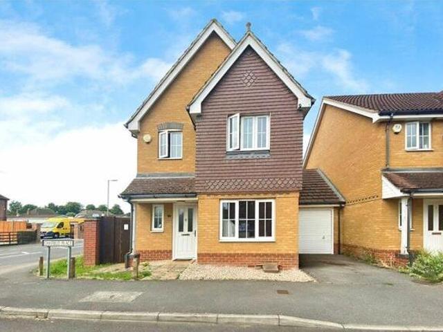 House for sale in Cove West Heath, Rushmoor