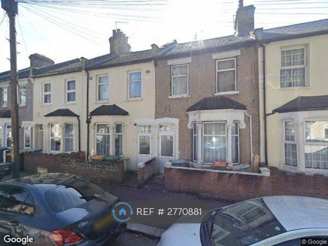 House for rent in Plashet, Greater London