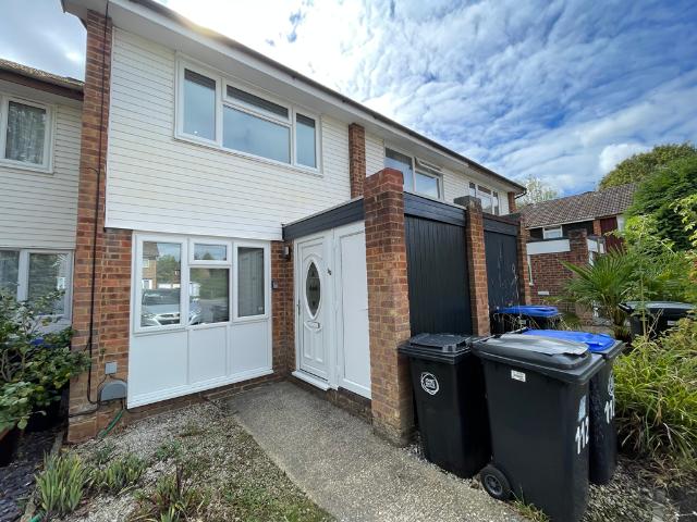 Apartment for rent in Woking, Surrey