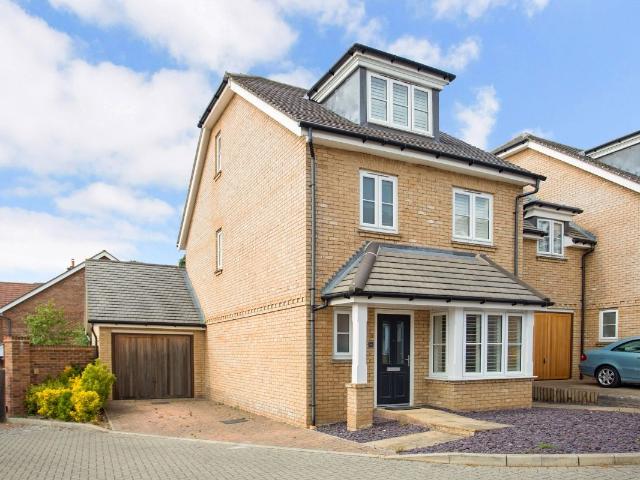 House for rent in Caterham on the Hill, Hillview