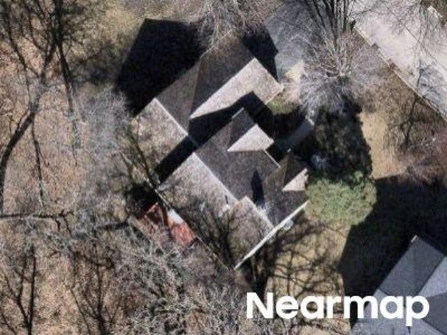 House for sale in Green Oaks, Illinois