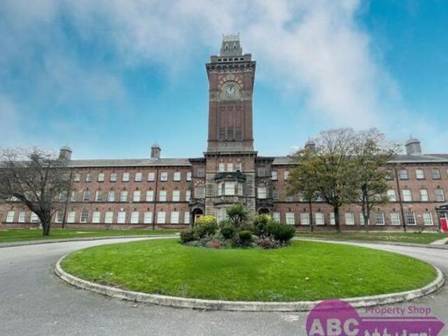 House for sale in Calderstones