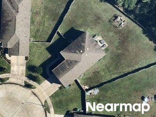 Property for sale in Porter, Montgomery County
