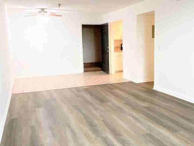 Apartment for rent in Pasadena, California