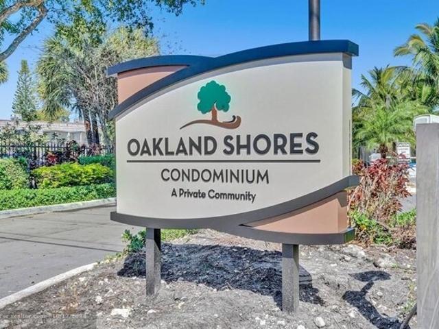 Condo for sale in Oakland Park