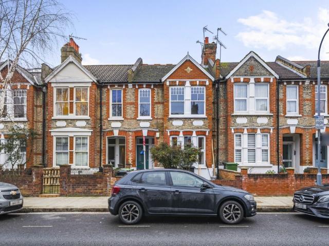 Apartment for rent in London Borough of Hammersmith and Fulham, Greater London