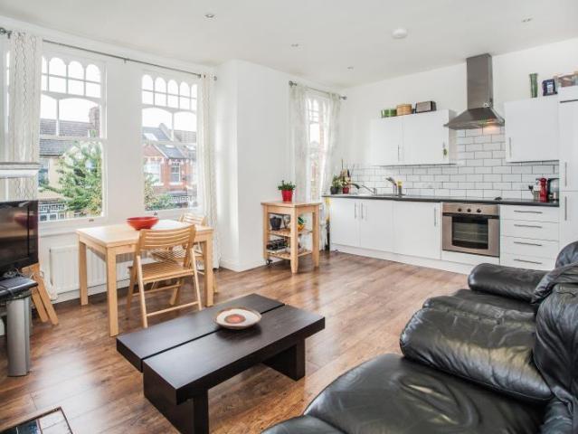 Apartment for rent in London Borough of Hammersmith and Fulham, Greater London