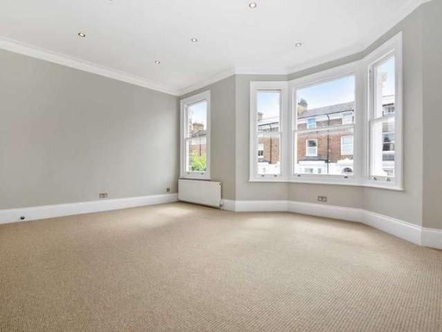 Apartment for rent in Shepherd's Bush, Greater London