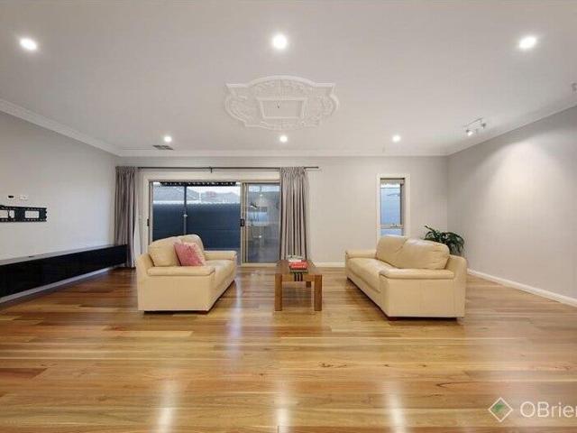 Room for rent in Camerons Creek, Victoria