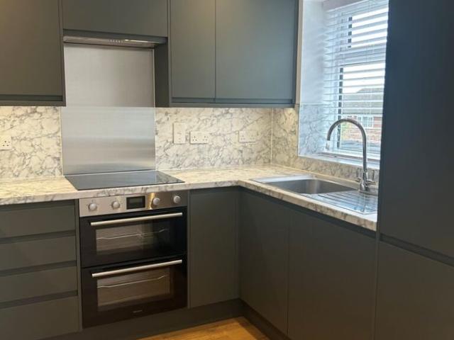 House for rent in Brunswick Park, Greater London