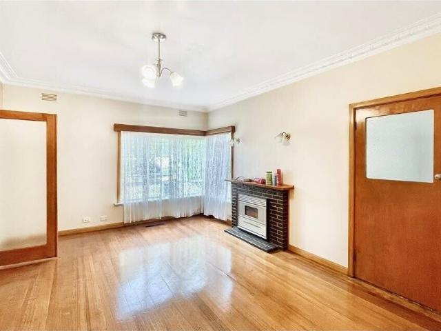 Room for rent in Camerons Creek, Victoria